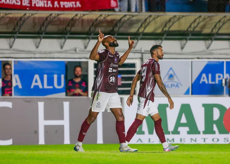 Zagueiro deixa o Caxias e equipe soma mais de 10 saídas