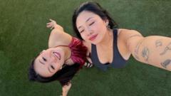 "Nuestra amistad es tan fuerte que decidimos casarnos": las amigas unidas por un vínculo platónico