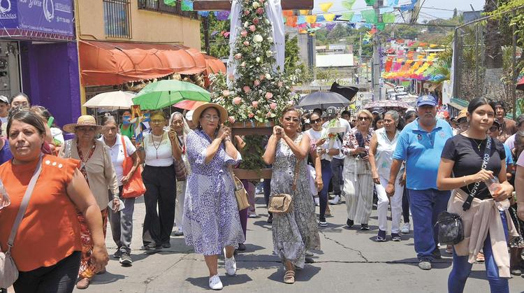 ¡Seis décadas de tradición! Santos Tavarez encabeza festejo por el 60 Aniversario de la colonia Tres de Mayo