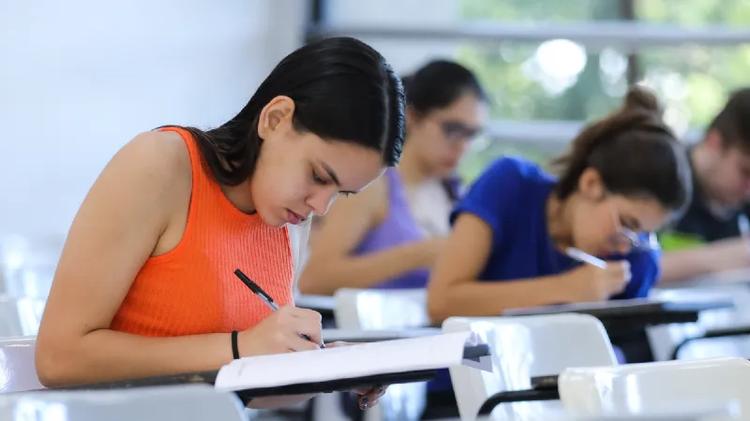 Inscrições do Fies do 2° semestre começam nesta terça