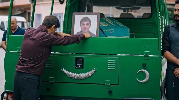 Altı Üstü İstanbul bu akşam var mı? Emir ve Uzay öldü mü?