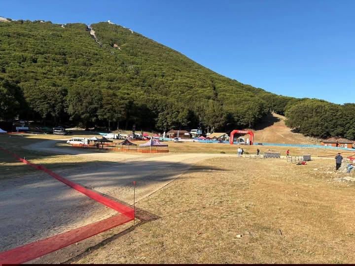 Il grande spettacolo della mountain bike giovanile ha trovato casa a Piano Battaglia con la terza prova della Coppa Ital...