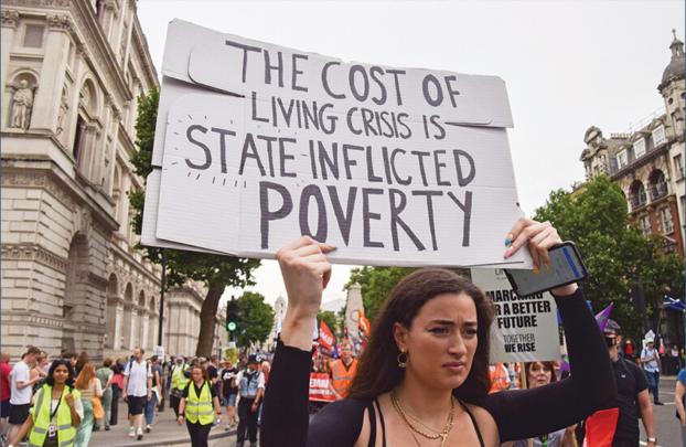 “ذا تايمز”: بريطانيا تستعد لسنوات عجاف وفترات عصيبة