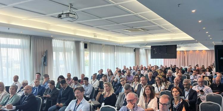 Uilca UniCredit, Mingoia riconfermato segretario. Nel Consiglio nazionale eletti anche i messinesi Dottore e Mangraviti