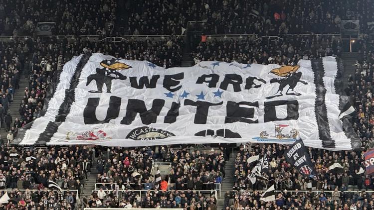 Newcastle United St James' Park Surfer Wor Flags