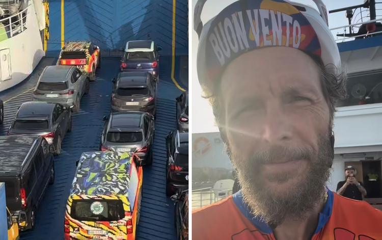 Jovanotti saluta la Calabria e si imbarca per la Sicilia: passaggio da Messina, poi rotta verso Palermo