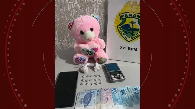 Ursinho de pelúcia recheado com drogas: traficante é flagrada escondendo crack dentro de brinquedo, no Paraná