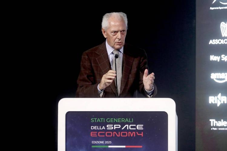 Pirelli conferma i target. Dividendo da 369 milioni