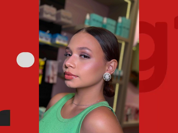 Jovens que colidiram motocicleta contra muro seguem em estado grave no Acre