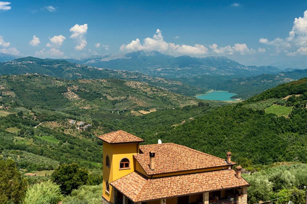 Rutino diVino: nel borgo la prima edizione dedicata al vino cilentano