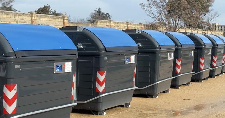 Foggia, arrivano i cassonetti intelligenti: previsti divieti di sosta temporanei