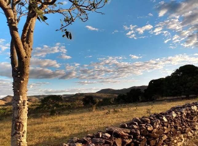 Conheça muro de pedras&nbsp;histórico construído por escravizados na região das Serras Gerais no TO