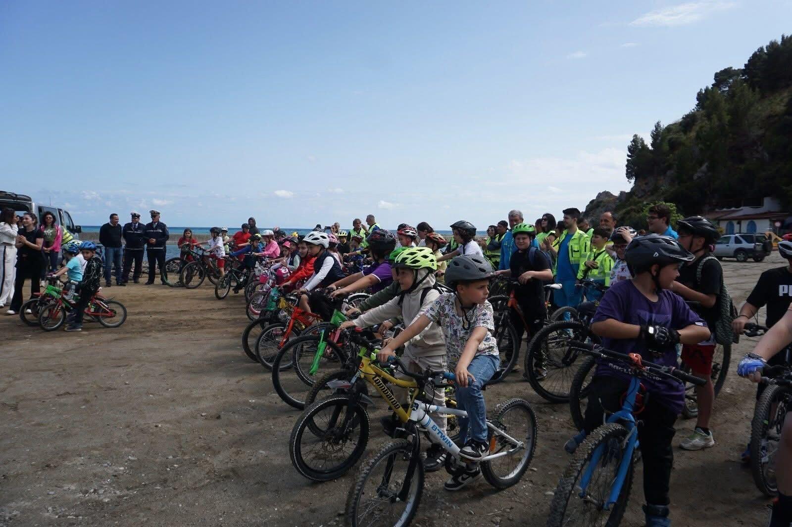Bimbimbici a Palinuro: la pedalata ecologica tra comunità e sostenibilità