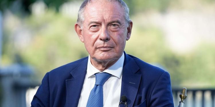 Blocchi dei tir al Sud, Urso: «Identificazioni in corso per rimuovere i presidi»