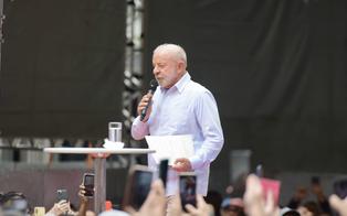 'Ninguém pode ser ministro da Suprema Corte para ficar rico', diz Lula durante comício em Curitiba