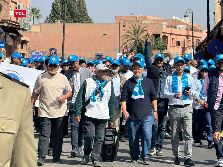 بالصور.. انطلاق المسيرات العمالية بمناسبة عيد الشغل بمراكش