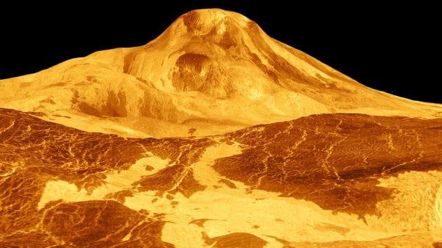 Der große Venus-Vulkan Maat Mons auf einer farbsimulierten Aufnahme der Magellan-Sonde von 1991. Copyright: NASA/JPL