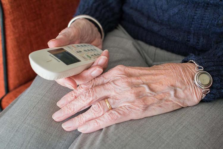 Ozegna telefonate da finti appartenenti forze dell'ordine