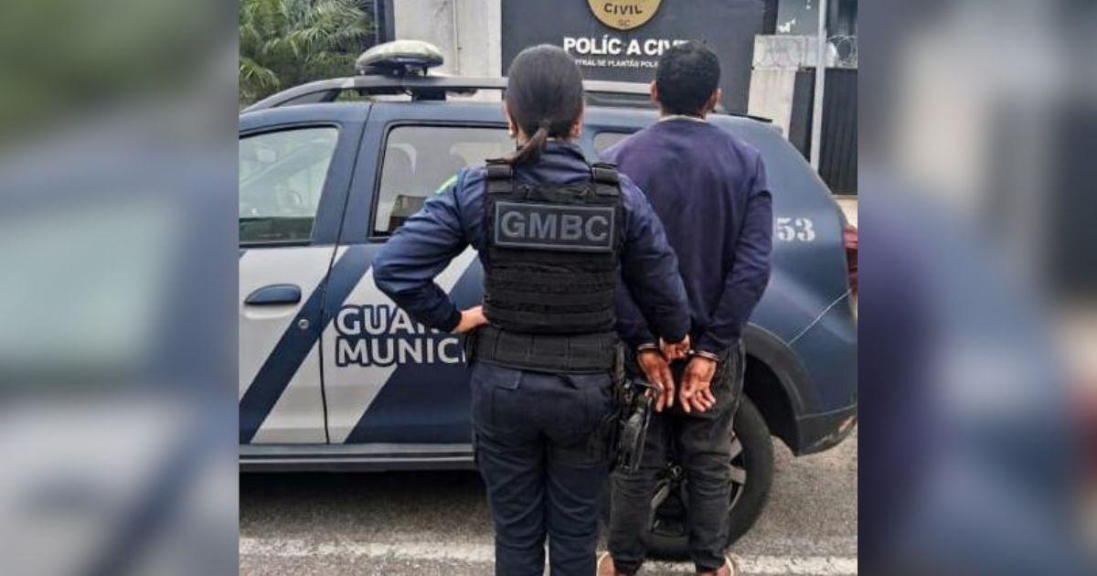 Homem é preso após tentar invadir casa da ex-companheira em Balneário Camboriú