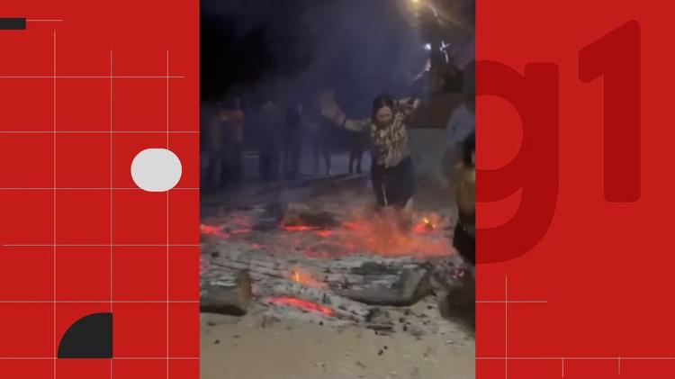 Costureira sofre queimaduras de terceiro grau ao pisar em brasas de fogueira em festa junina no ES