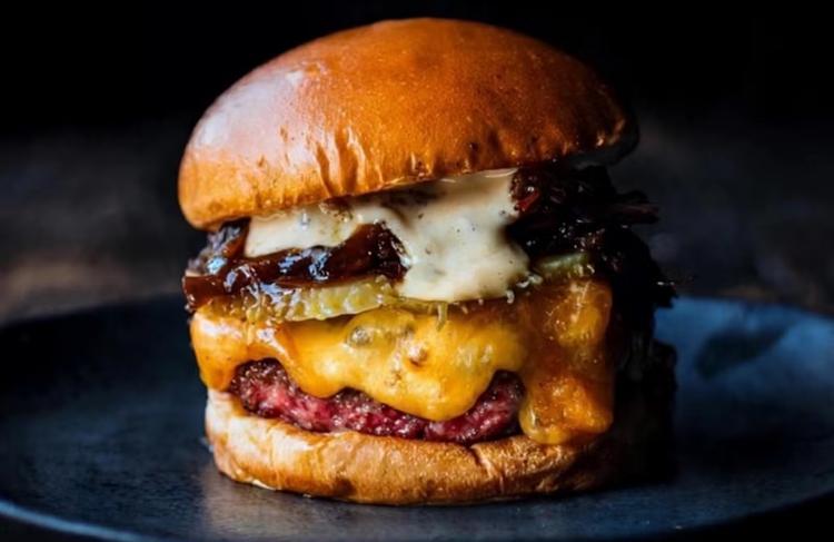 Hamburgueria mineira conquista o título de melhor hambúrguer do Brasil