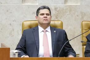 Senado inicia discussão sobre fim da escala 6x1 com trabalhadores e centrais sindicais