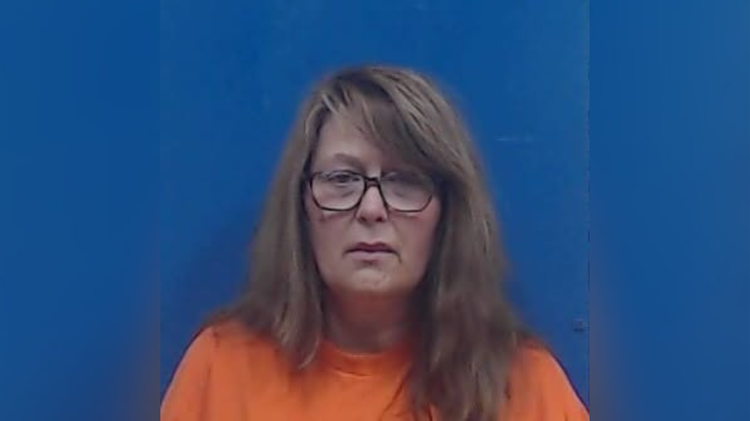 Lucedale woman arrested for allegedly embezzling $80,000 from local church
