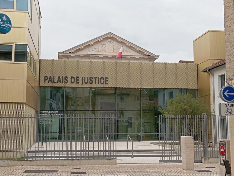 Bourgoin-Jallieu : trois des quatre jeunes impliqués dans un accident sur l'A43 condamnés
