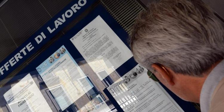 Economia, per l'Istat migliora il Mezzogiorno (+0,6%): Pil e occupazione crescono più del Centro-Nord