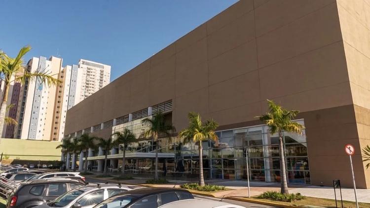 Shoppings do Alto Tietê têm mais de 80 vagas de emprego nesta terça-feira; confira lista