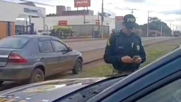 R$ 500 mil em débitos: carro com mais de 600 multas vencidas é apreendido no RS