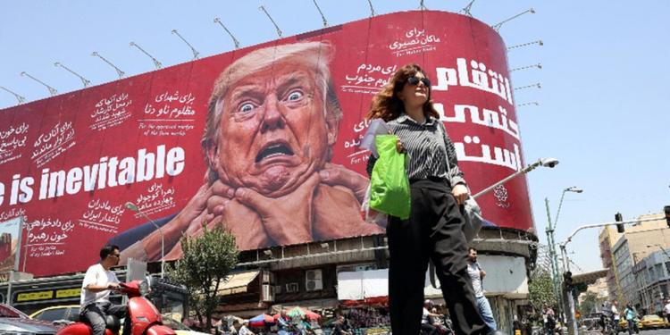 Tredici notti di bombardamenti, poi lo stop: Trump apre alla diplomazia sull'Iran, ma la guerra è entrata nel quinto mese