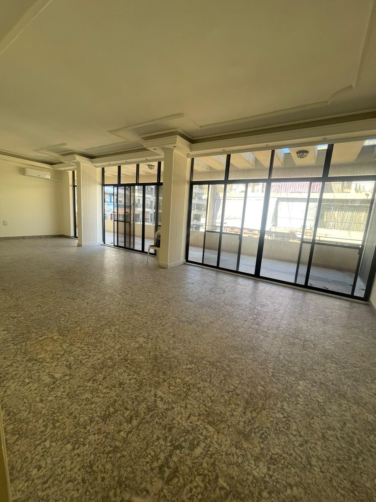 For Sale: Apartment in Hamra