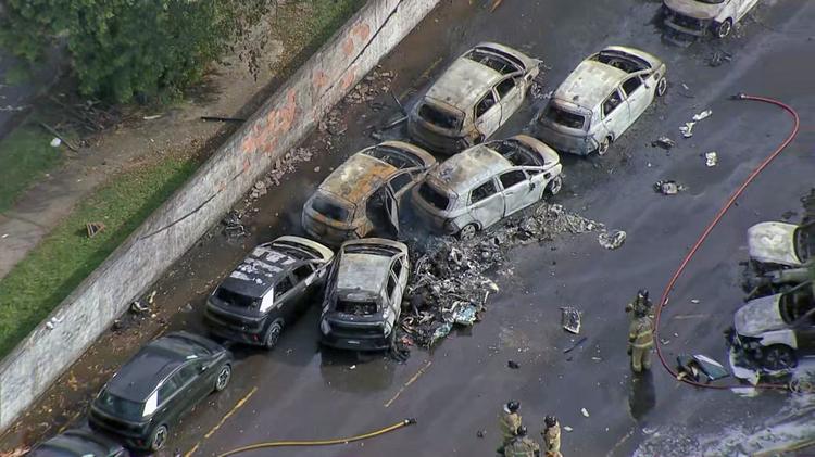 FOTOS: veja imagens dos helicópteros e do incêndio após colisão no Rio