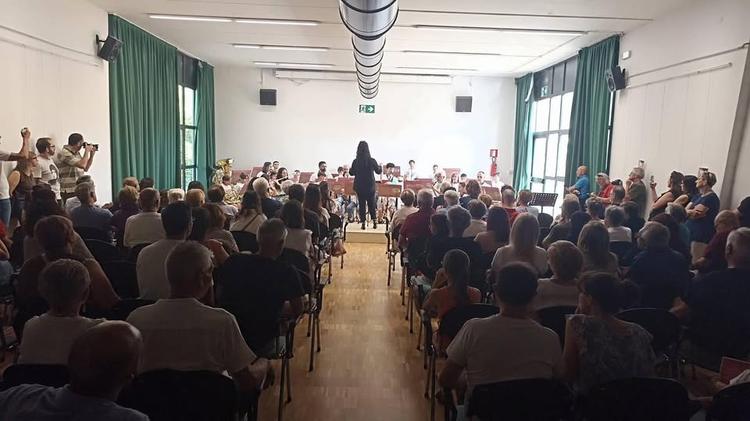 Ieri pomeriggio l'Auditorium "Ennio Morricone" ha ospitato il Saggio degli Allievi🎷🥁 Grazie ai ai musicisti del Corpo...