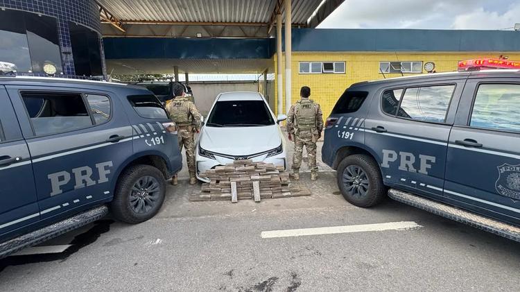 Motorista é preso ao transportar 100 kg de maconha do Ceará para o RN