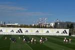 EL Madrid se entrena con todo antes del derbi