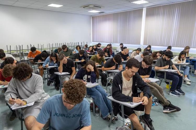 Unicamp 2027: com 6,38% de ausentes, 1ª fase tem a menor  abstenção em 16 anos