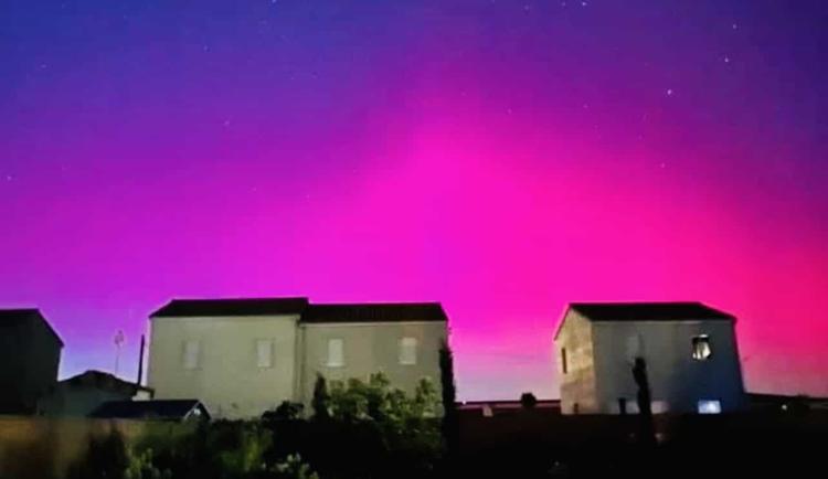 Occitanie : les plus belles images des aurores boréales visibles cette nuit dans la région