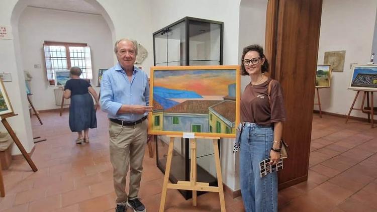 🎨 Un’opera che resta: “Tramonto su Castroreale” Ci sono doni che vanno oltre il semplice valore di un’opera d’arte. Il...