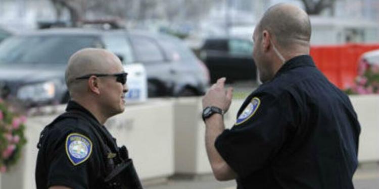 Terrore a San Diego, spari contro il centro islamico: ci sono tre vittime