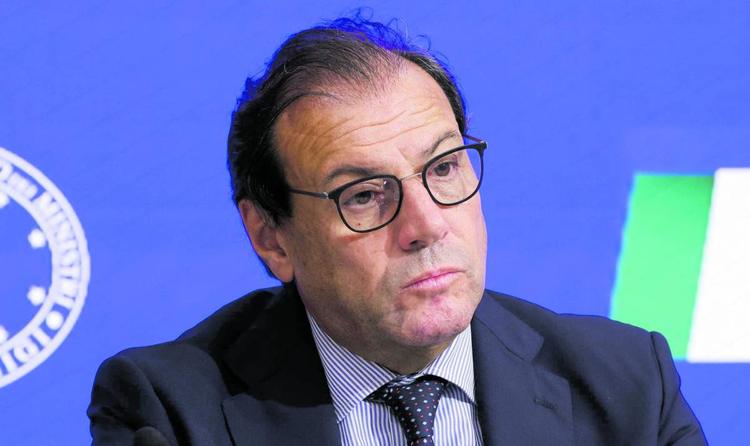 Leo: "Ora giù le tasse al ceto medio"