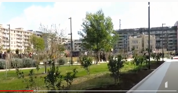 Parco Rossani, uomo tenta di aggredire donna: pronta difesa