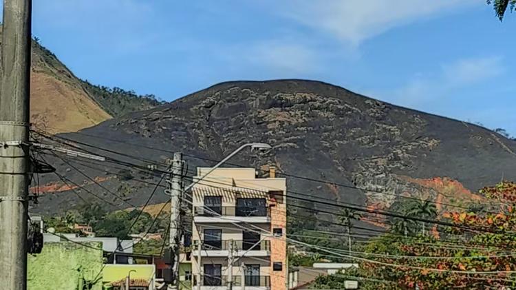 Incêndio na Serra dos Mascates é controlado após quase 11 horas em Valença