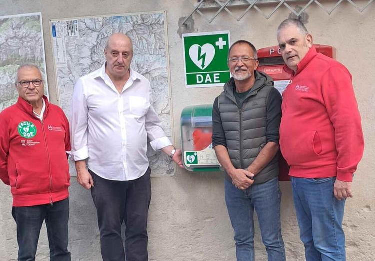 groscavallo defibrillatore in frazione forno alpi graie