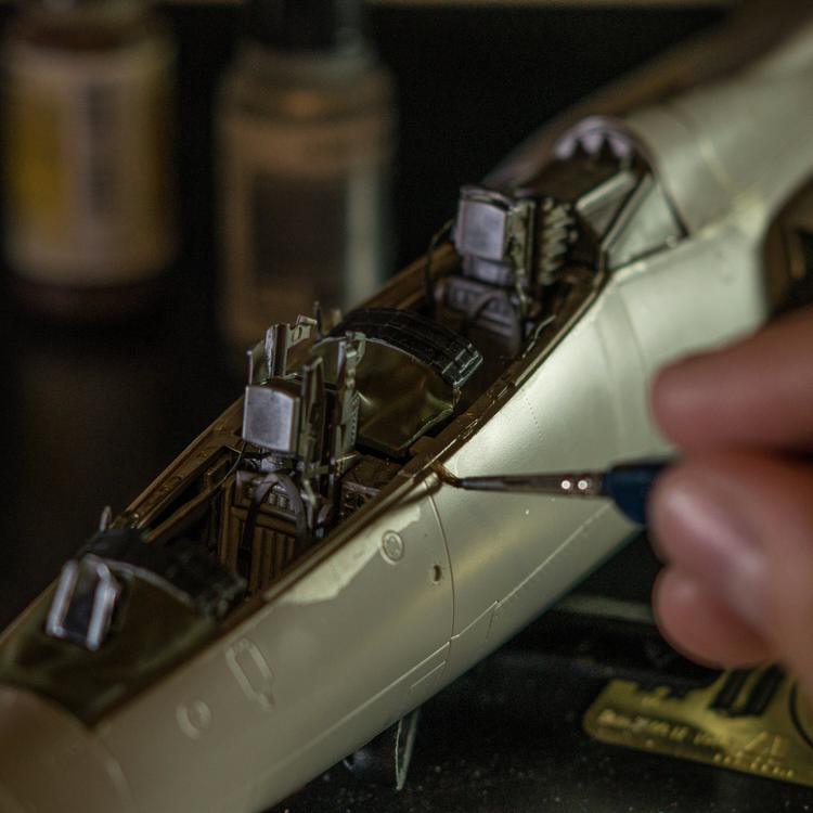 5WB SUPERFAN - Plane Replicas are Chris’s Jam