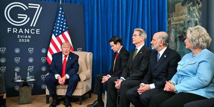 Trump al G7 di Evian: "Mosca deve fare un accordo, farò tutto ciò che è in mio potere"