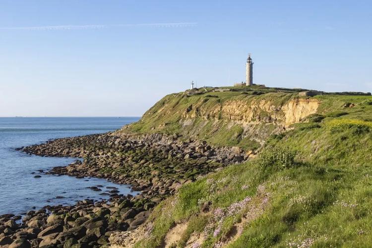 Une frégate russe aurait tiré des coups de semonce dans la Manche près d'un yacht britannique