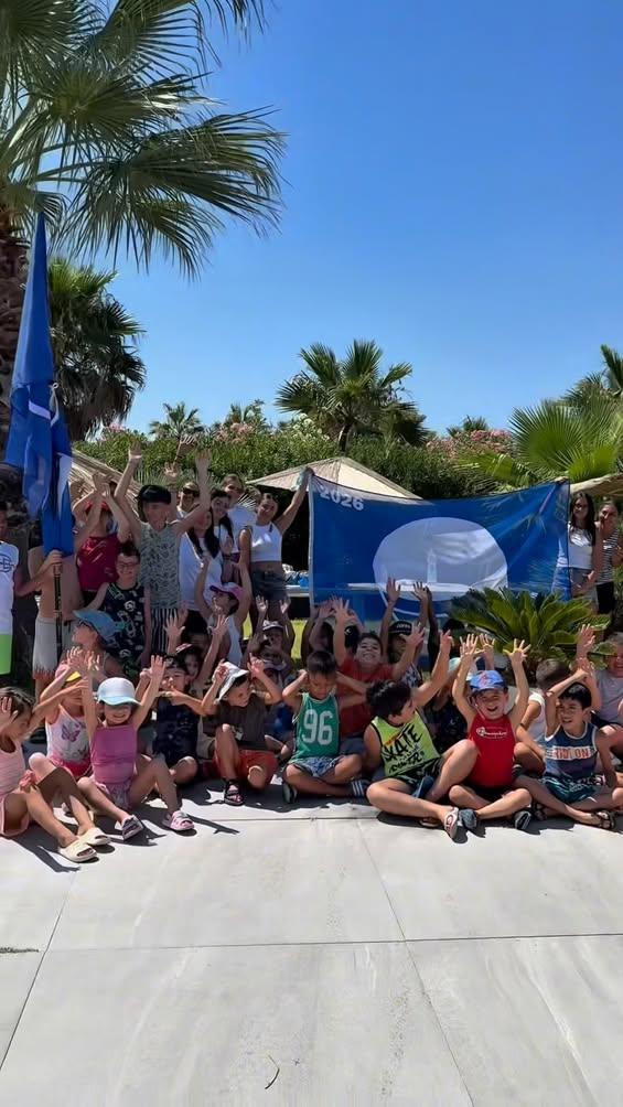 Bandiera Blu Al Mare e in Sicurezza. È il sorriso dei bambini, la meraviglia nei loro occhi e le emozioni che oggi, 25 l...