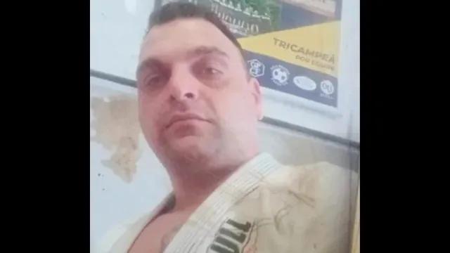 Lutador de jiu-jítsu espanca esposa e atinge bebê de durante agressão